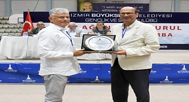 Büyükşehir Gençlik ve Spor Kulübü'nde bayrak değişimi