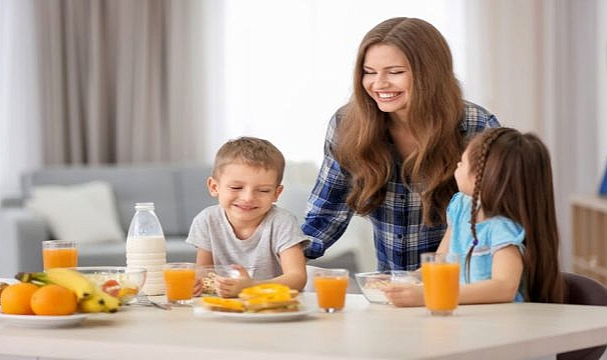 Kahvaltı beraberinde başarıyı getiriyor