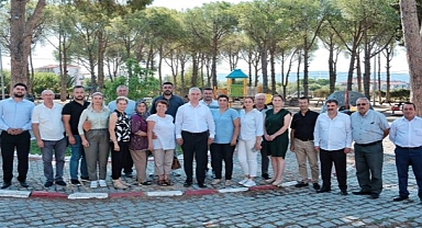 Başkan Çelik merkez mahalle muhtarlarıyla buluştu