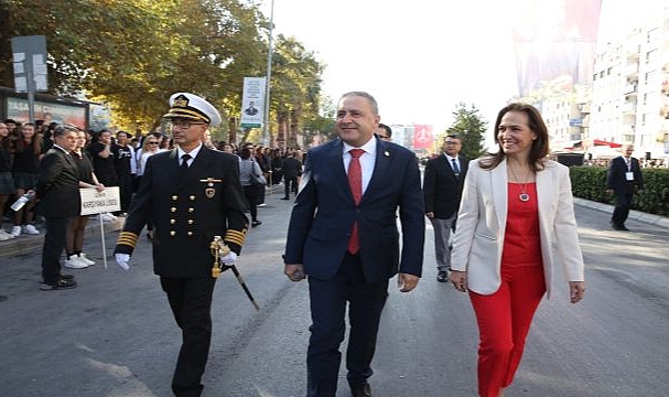 Karşıyaka’yı bayram coşkusu sardı