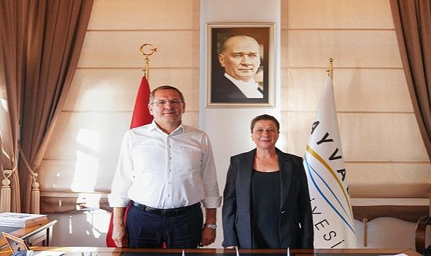 Sanat Tarihçi Dr. Berrin Akın Akbüber Oldu