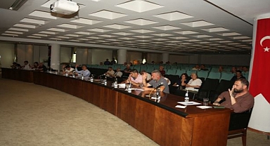 Neden adalet sarayımız yok