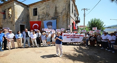 Atatürk evi kaderine terk edildi
