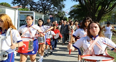 Egemenlik kayıtsız şartsız milettindir