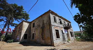 Atatürk’ün Efes Selçuk’a Gelişi Yapay Zekâ ile Canlandırıldı