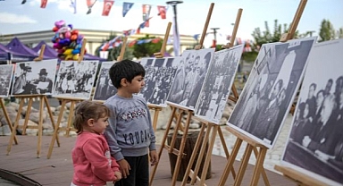İzmir'de Cumhuriyet coşkusu başladı