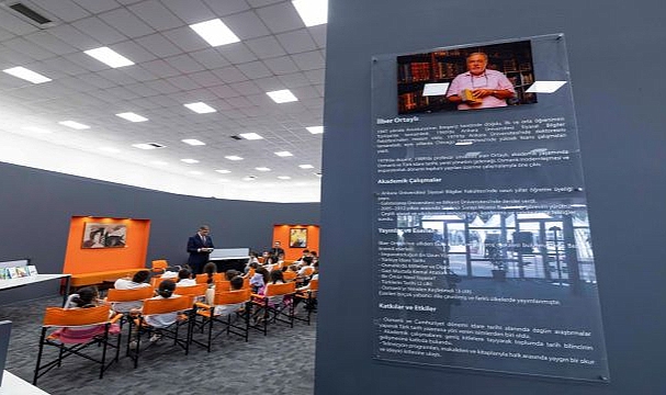 İzmirli çocuklar, Başkan Tugay’la okuma saatinde buluştu