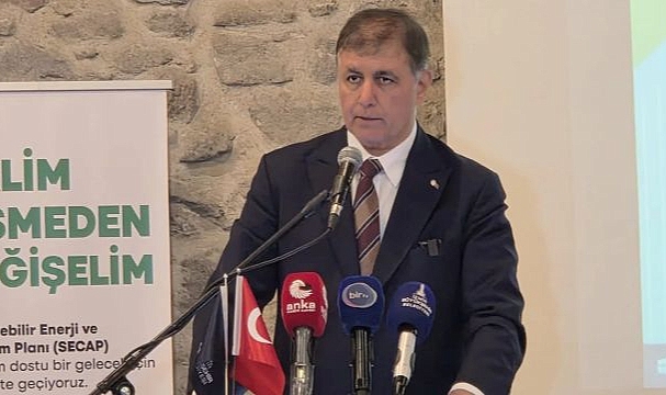 Cemil Tugay: “Gereksiz tüketimi onursuzca buluyorum”