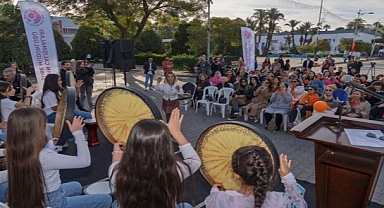 İzmir’den dünyaya, dünyadan İzmir’e: Buradayım, iyiyim