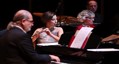 Fatih Erkoç söyledi İzmirliler eşlik etti