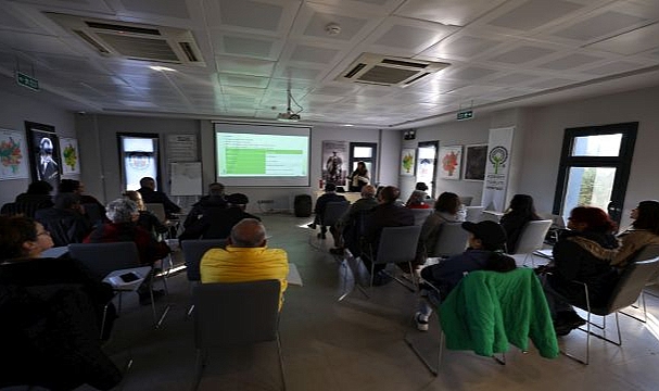 Efes Selçuk’ta eğitimler devam ediyor: Üreticiye katkı sunan tarım eğitimi