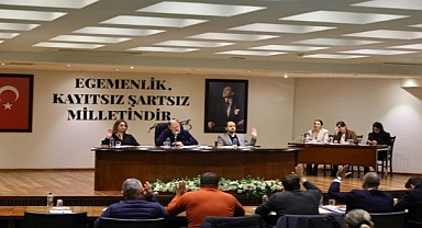  Efes Selçuk’ta Hem Spor Hem Sosyal Destek: Meclisten Önemli Açıklamalar