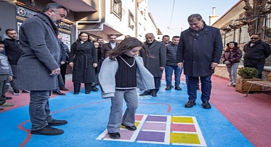 İzmir çocuğu merkeze koydu, Türkiye’ye örnek oldu