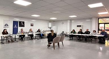 Mülakata halk girdi