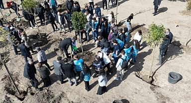 Beton söküldü, umut filizlendi