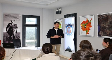 Gençler kariyer yolculuğu için efes tarlası yaşam köyü’nde buluştu