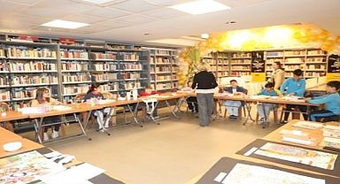 Kütüphane haftası dopdolu: müzik, resim ve yaratıcı drama bir arada