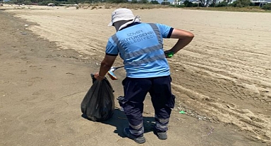 İzmir Büyükşehir Belediyesi iş birliğiyle Efes Selçuk sahillerinde temizlik mesaisi devam ediyor