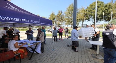 İzmir Büyükşehir Belediyesi’nden Efes Selçuklu incir üreticisine destek