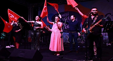 EFEST 2026’da Geçmişten Geleceğe Uzanan İki Anlamlı Açılış: Dostluk Saati ve Kurtuluş Kafe