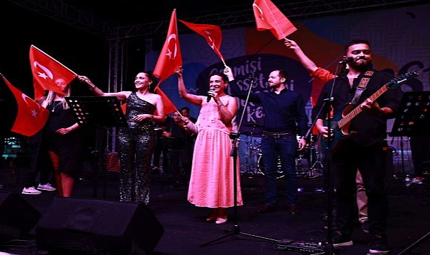 EFEST 2026’da Geçmişten Geleceğe Uzanan İki Anlamlı Açılış: Dostluk Saati ve Kurtuluş Kafe