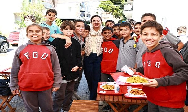 Kent lokantası öğrenci otobüsleri yeniden okullarda
